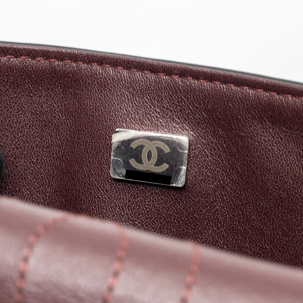 CHANEL SMALL 2.55 REISSUE FLAP BAG AGED CALFSKIN BLACK RUTHENIUM HARDWARE(MICROCHIP)