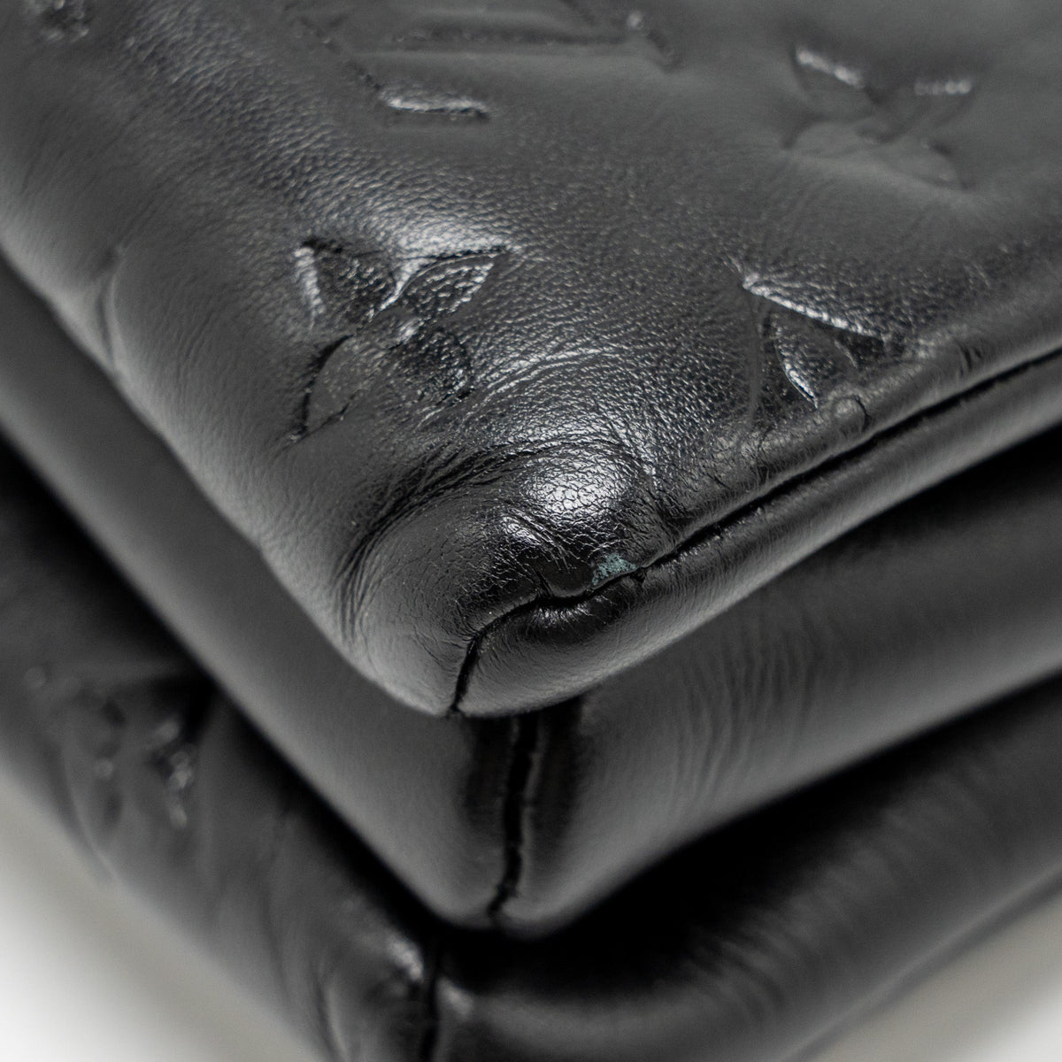 LOUIS VUITTON COUSSIN PM LAMBSKIN BLACK GHW