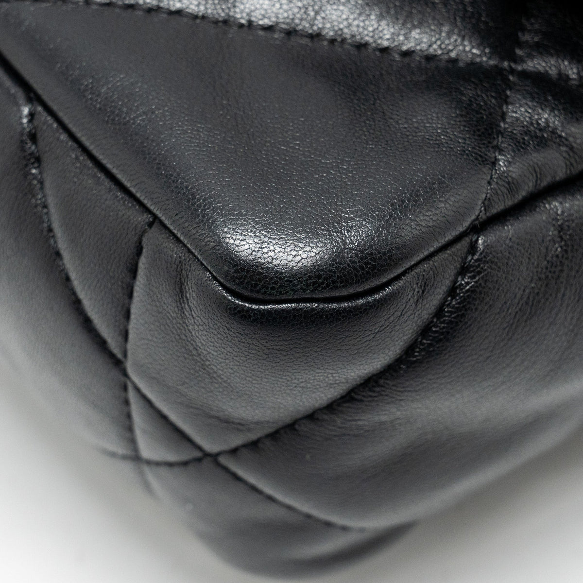 CHANEL SMALL 19BAG LAMBSKIN BLACK MULTICOLOUR HARDWARE