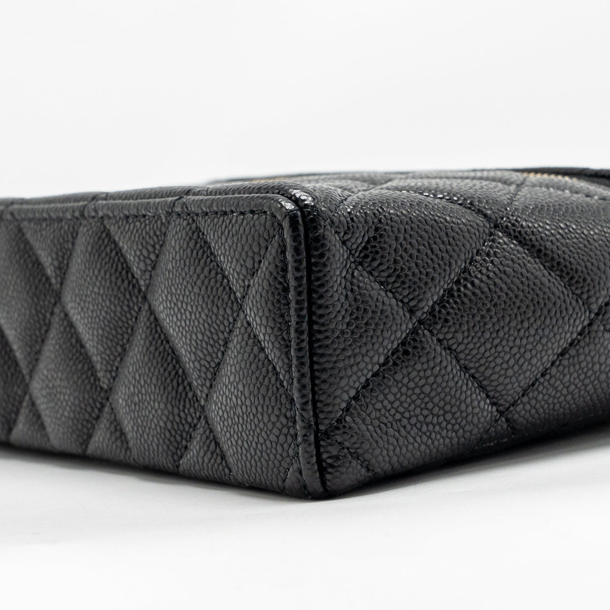 Chanel slim vanity with chain caviar black LGHW (microchip)