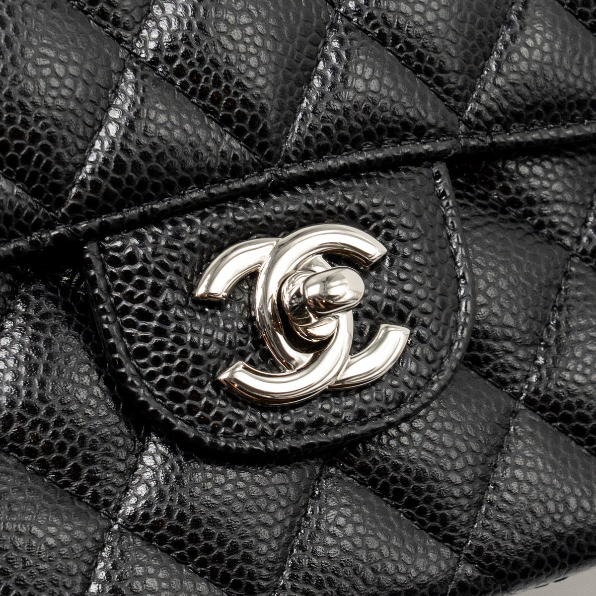 CHANEL MEDIUM CLASSIC DOUBLE FLAP BAG CAVIAR BLACK SHW