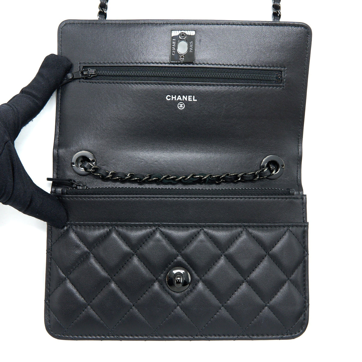 CHANEL TRENDY CC WALLET ON CHAIN LAMBSKIN SO BLACK WITH BLACK HARDWARE (MICROCHIP)