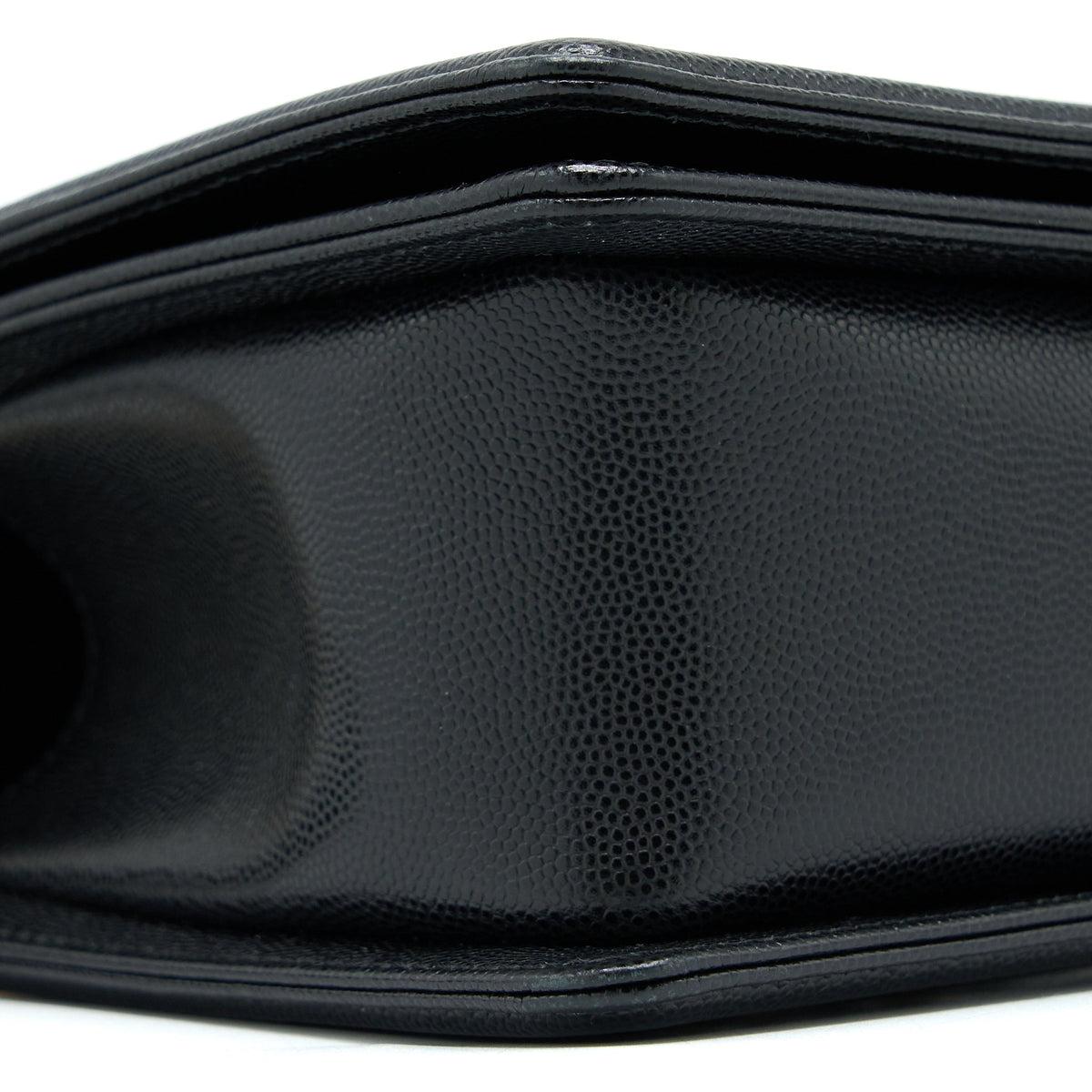 CHANEL MEDIUM BOY BAG CAVIAR BLACK BRUSHED GHW