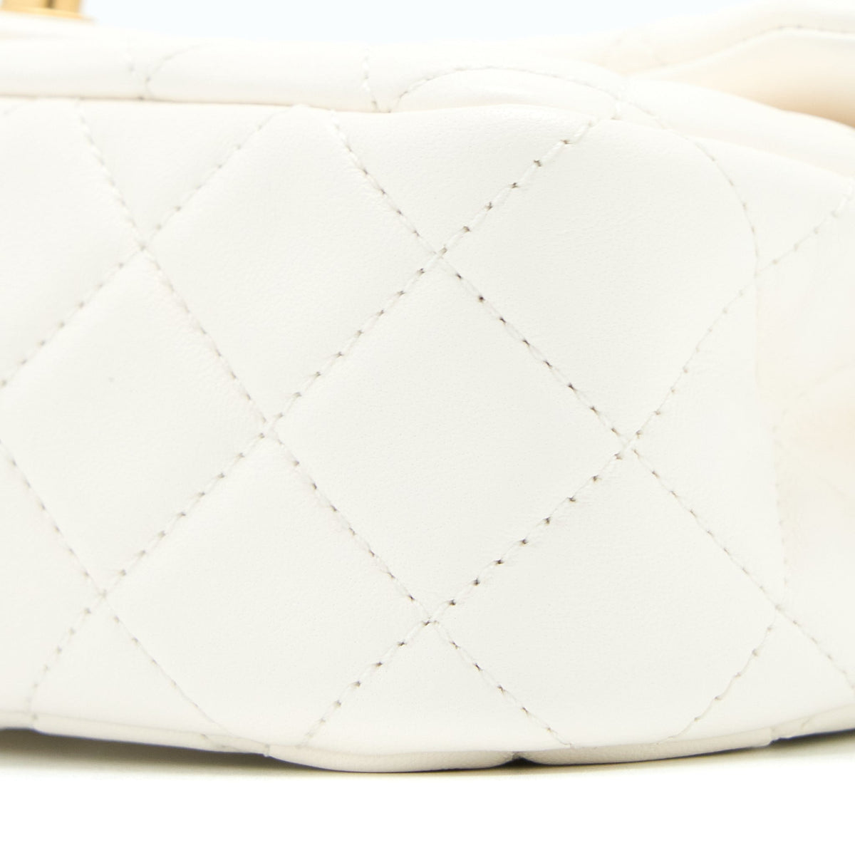 CHANEL PEARL CRUSH MINI RECTANGULAR LAMBSKIN WHITE GHW (MICROCHIP)