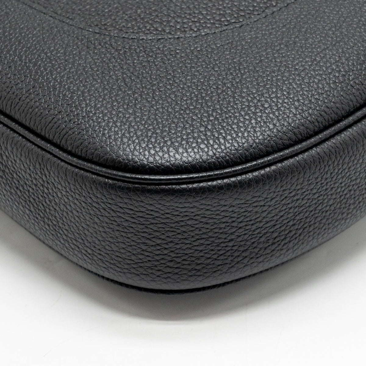 Gucci Jackie 1961 Large Bag Grained Calfskin Black SHW