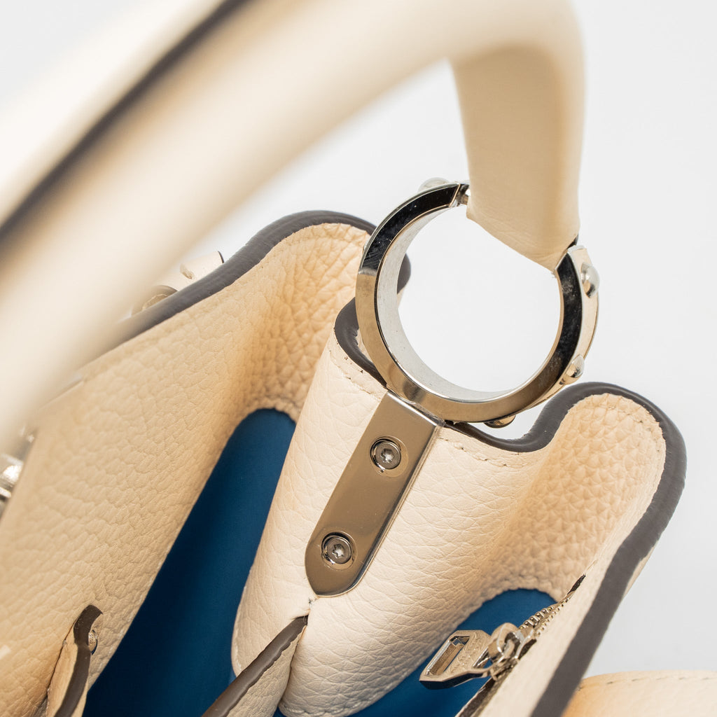 LOUIS VUITTON CAPUCINES MM TAURILLON OMBRÉ BLUE SHW (NEW VERSION)
