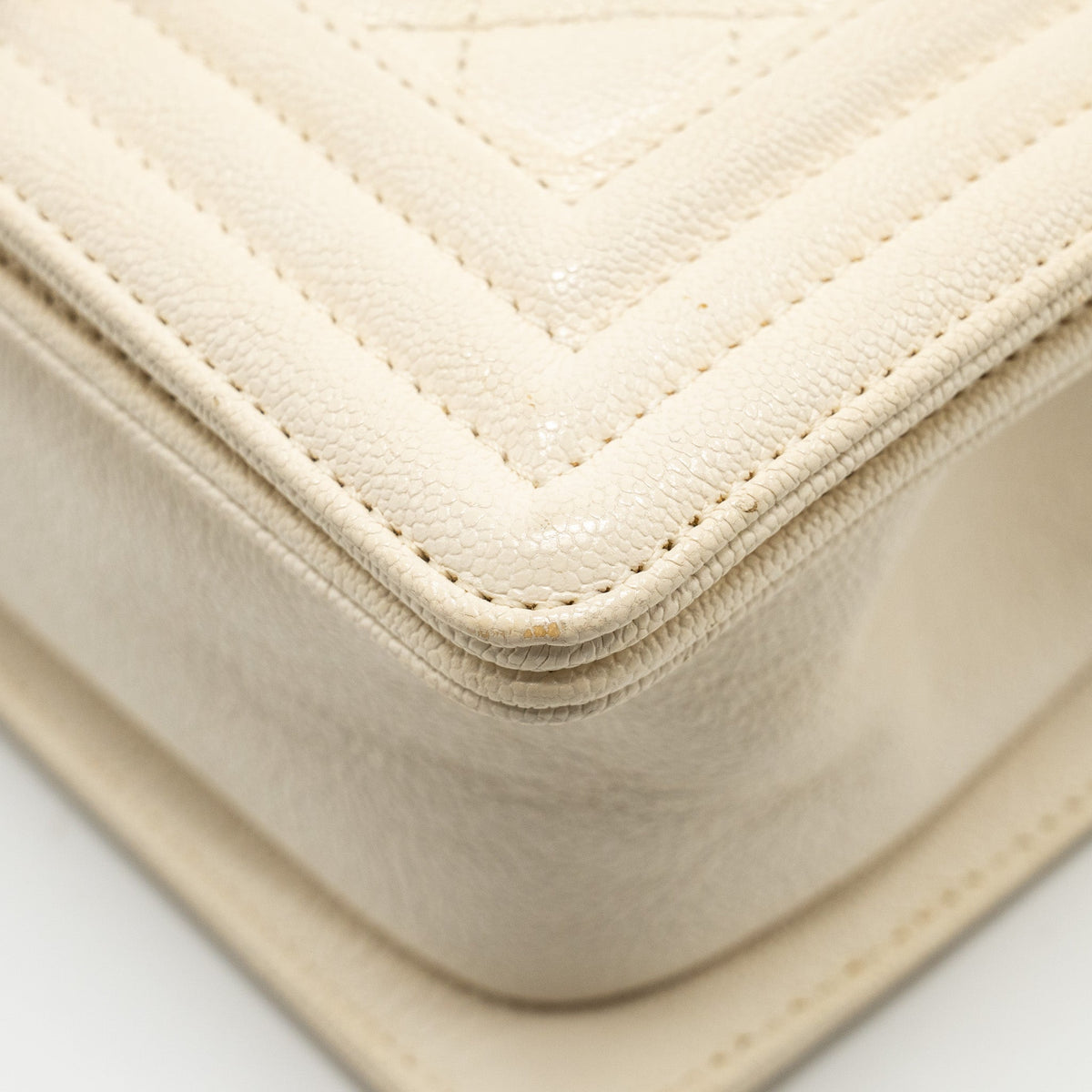 CHANEL SMALL BOY BAG CAVIAR WHITE LGHW