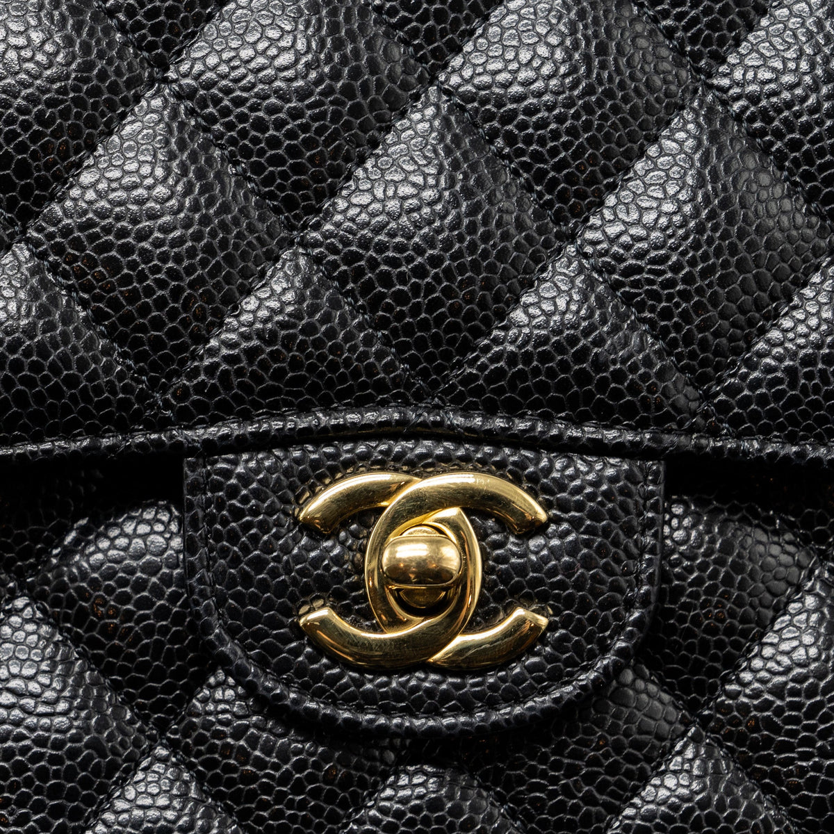 CHANEL MEDIUM CLASSIC DOUBLE FLAP BAG CAVIAR BLACK GHW (MICROCHIP)