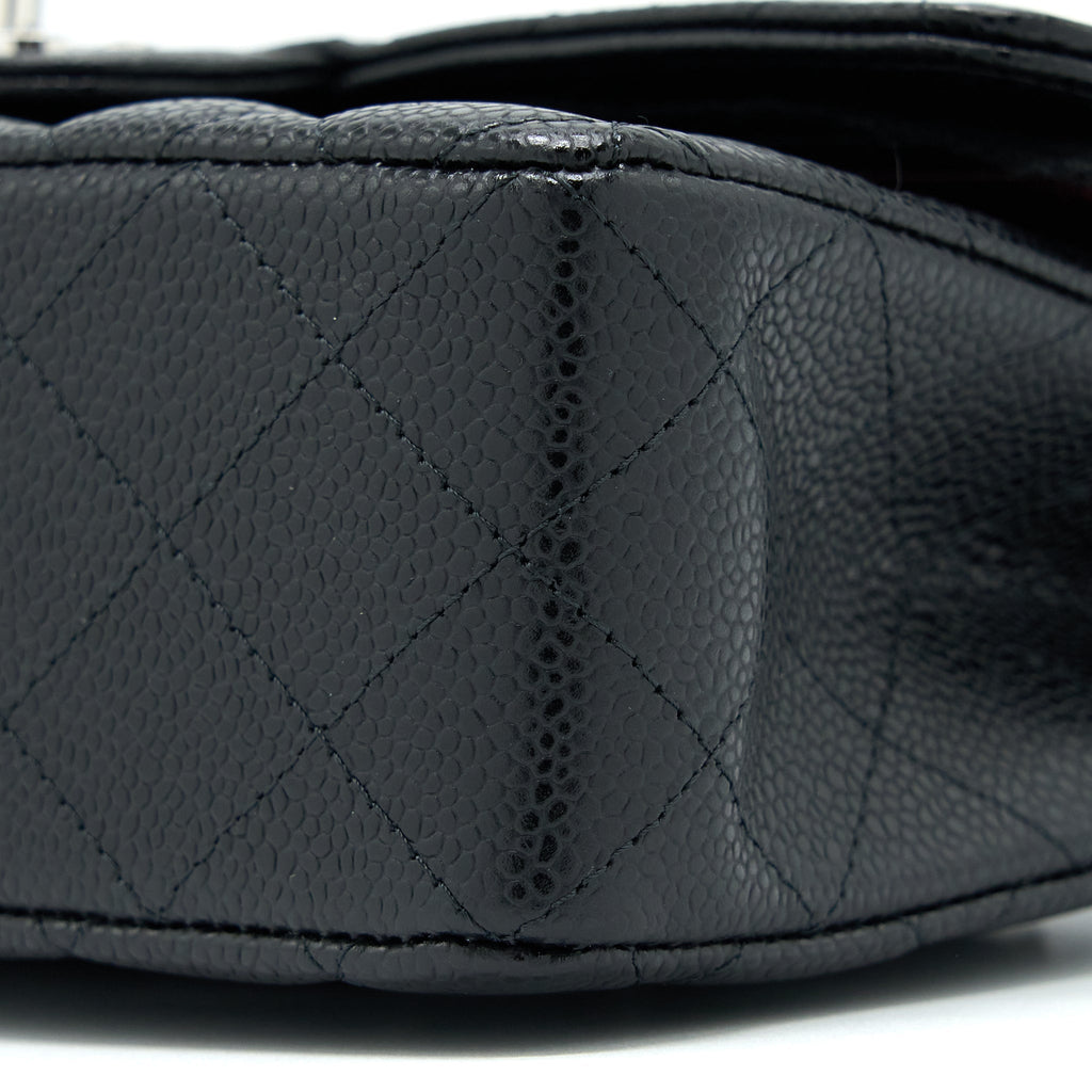 CHANEL SMALL CLASSIC DOUBLE FLAP BAG CAVIAR BLACK SHW (MICROCHIP)