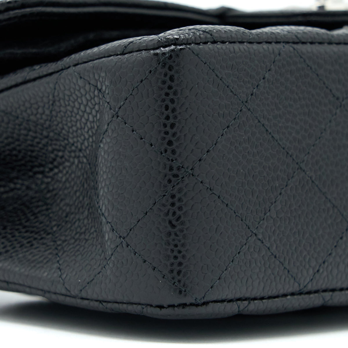 CHANEL SMALL CLASSIC DOUBLE FLAP BAG CAVIAR BLACK SHW (MICROCHIP)