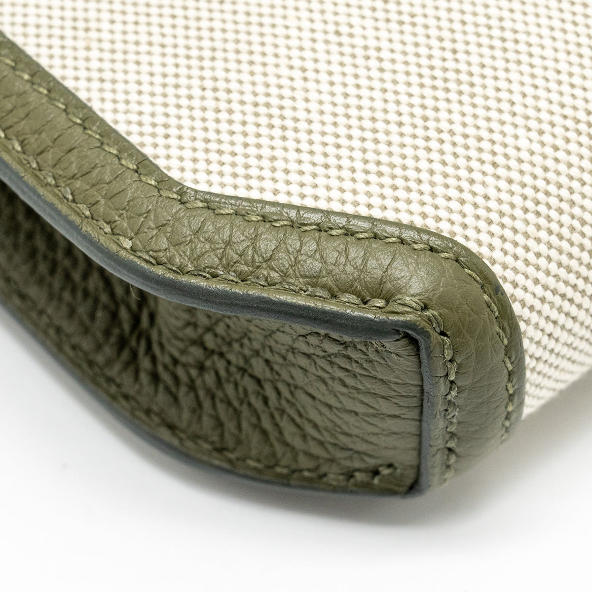 HERMES POCHETTE KELLY DEPECHES 25 CANVAS / TOGO ECRU BEIGE / VERT OLIVE GHW