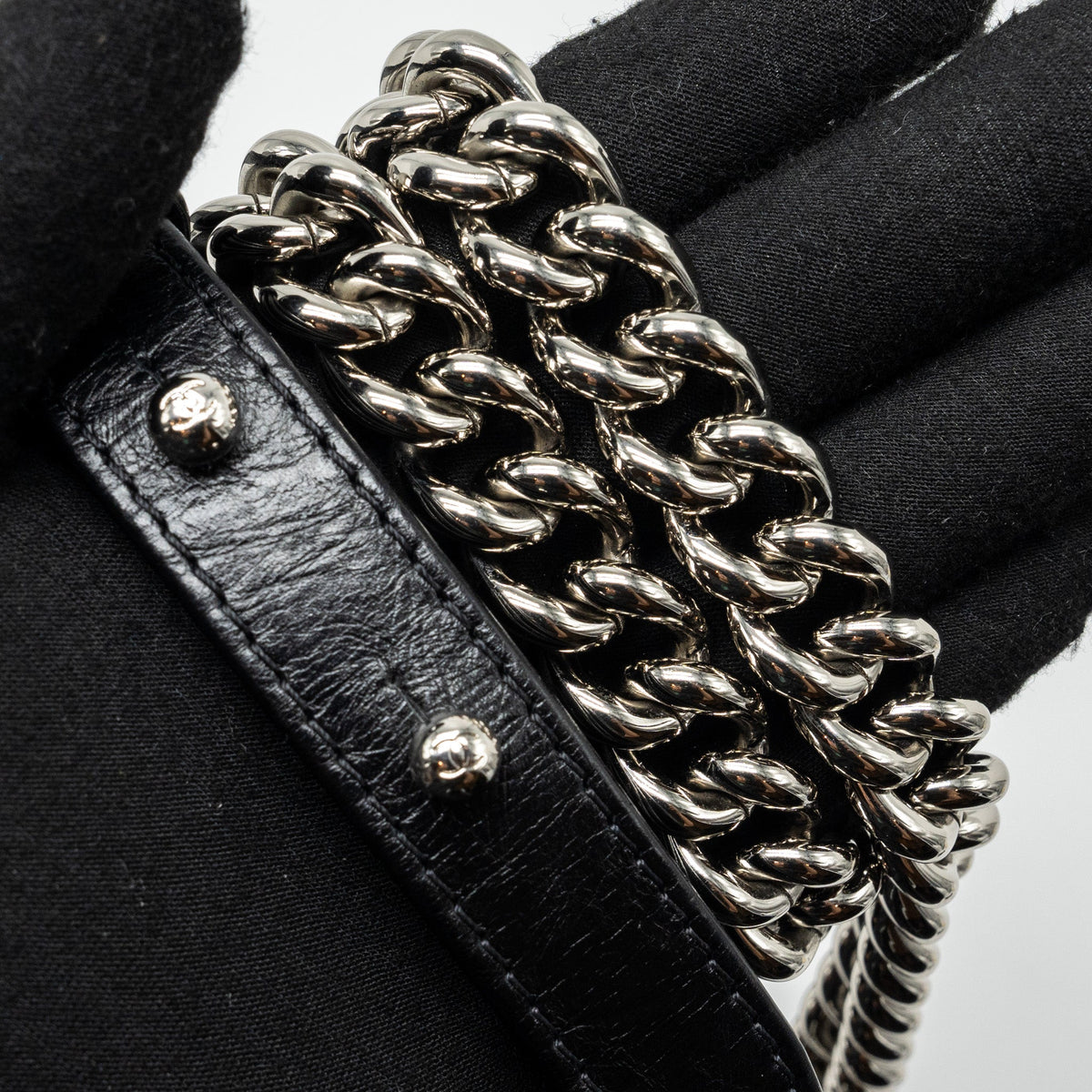 CHANEL MEDIUM CHEVRON BOY BAG LIMITED EDITION CALFSKIN BLACK SHW