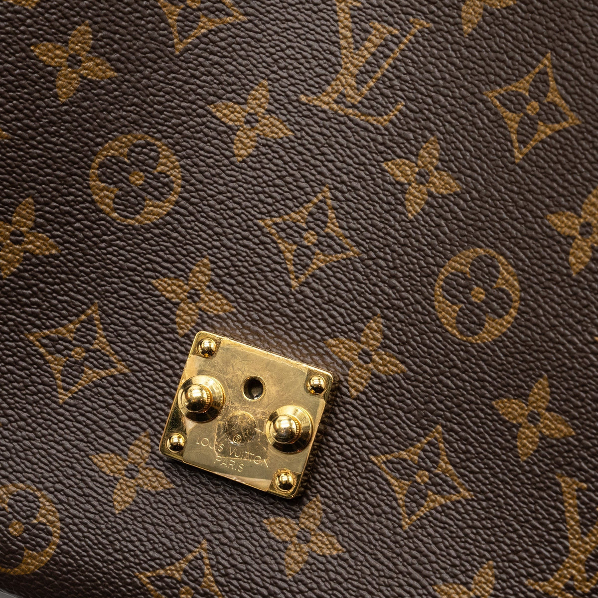 LOUIS VUITTON  POCHETTE MÉTIS MONOGRAM CANVAS GHW