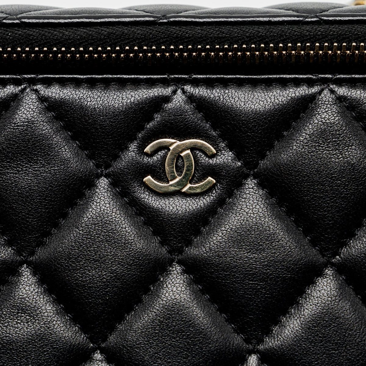 CHANEL LONG VANITY WITH CHAIN LAMBSKIN BLACK LGHW (MICROCHIP)