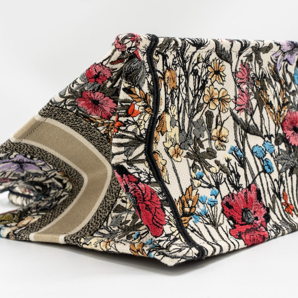 DIOR MEDIUM DIOR BOOK TOTE MILLE FLEURS EMBROIDERY MULTICOLOUR