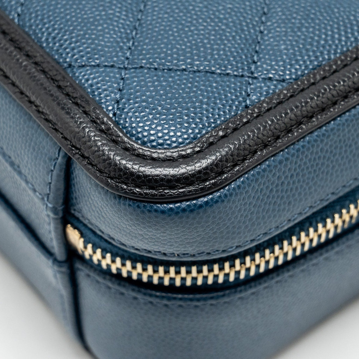 CHANEL SMALL FILIGREE VANITY CAMERA BAG CAVIAR NAVY/BLACK GHW