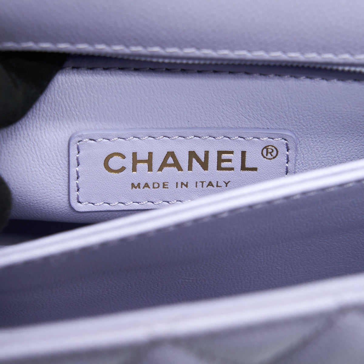 CHANEL 21K COCO HANDLE CAVIAR LILAC/ LIGHT PURPLE LGHW