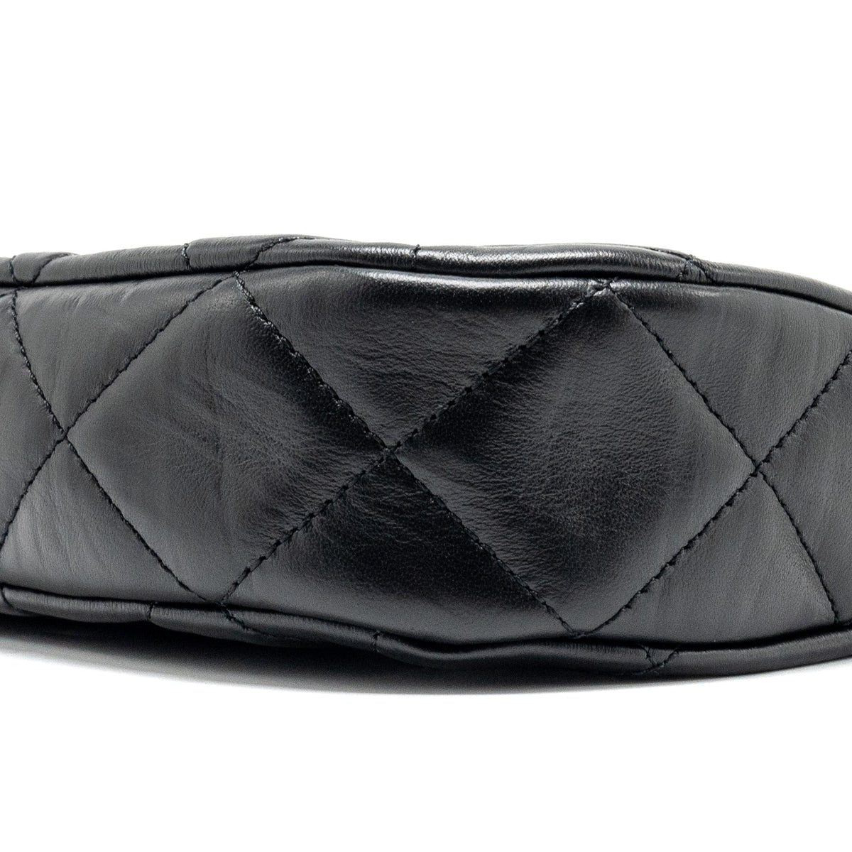 CHANEL 23K HOBO SHOULDER BAG CALFSKIN BLACK GHW (MICROCHIP)