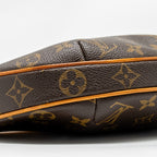 LOUIS VUITTON CROISSANT BAG MONOGRAM CANVAS GHW