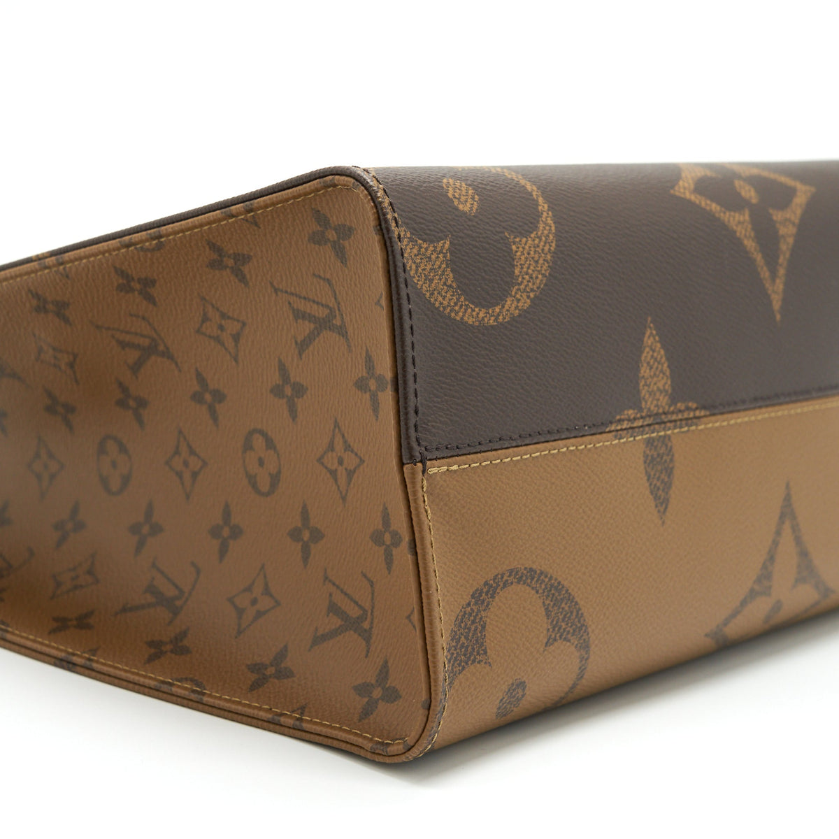 LOUIS VUITTON ON THE GO MM MONOGRAM REVERSE CANVAS GHW