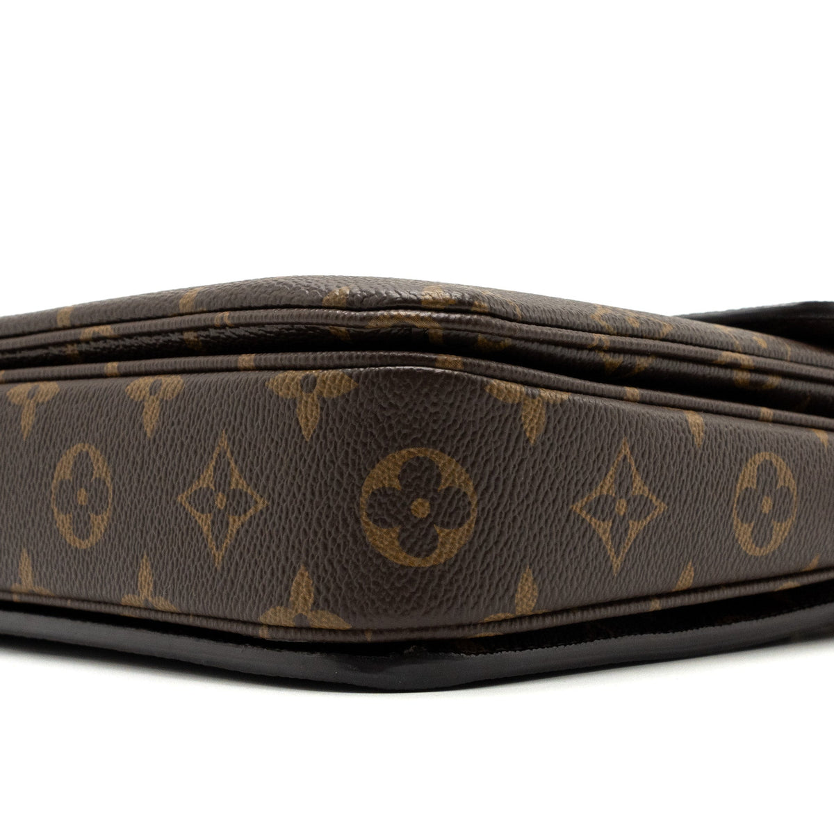 LOUIS VUITTON  POCHETTE MÉTIS MONOGRAM CANVAS GHW