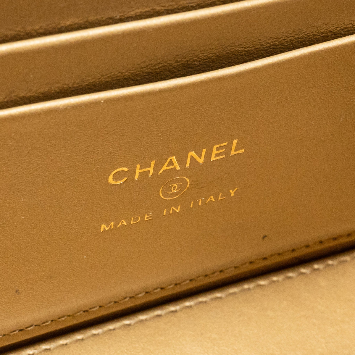 CHANEL PEARL CRUSH LONG VANITY WITH CHAIN LAMBSKIN BLACK GHW
