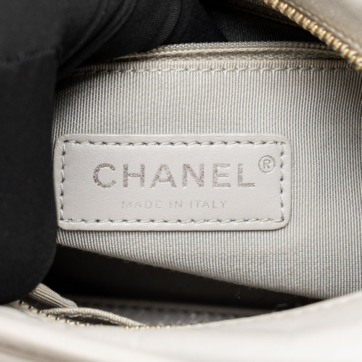 Chanel SMALL GABRIELLE HOBO BAG CALFSKIN GREY MULTICOLOUR HARDWARE