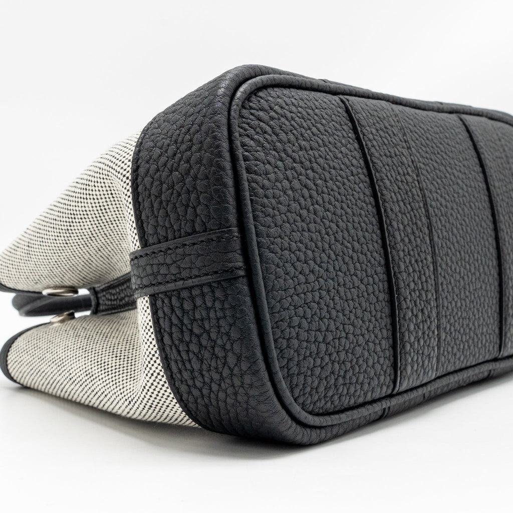 Hermes NEO GARDEN PARTY 23 CANVAS/NEGONDA ECRU-NOIR/NOIR SHW