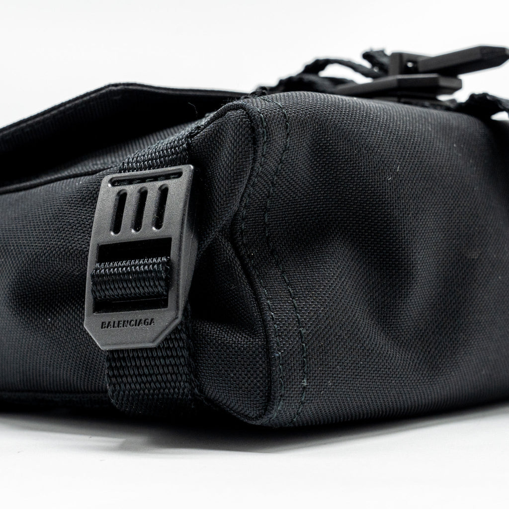 BALENCIAGA ARMY MESSENGER BAG BLACK RECYCLED NYLON BLACK/BLACK HARDWARE