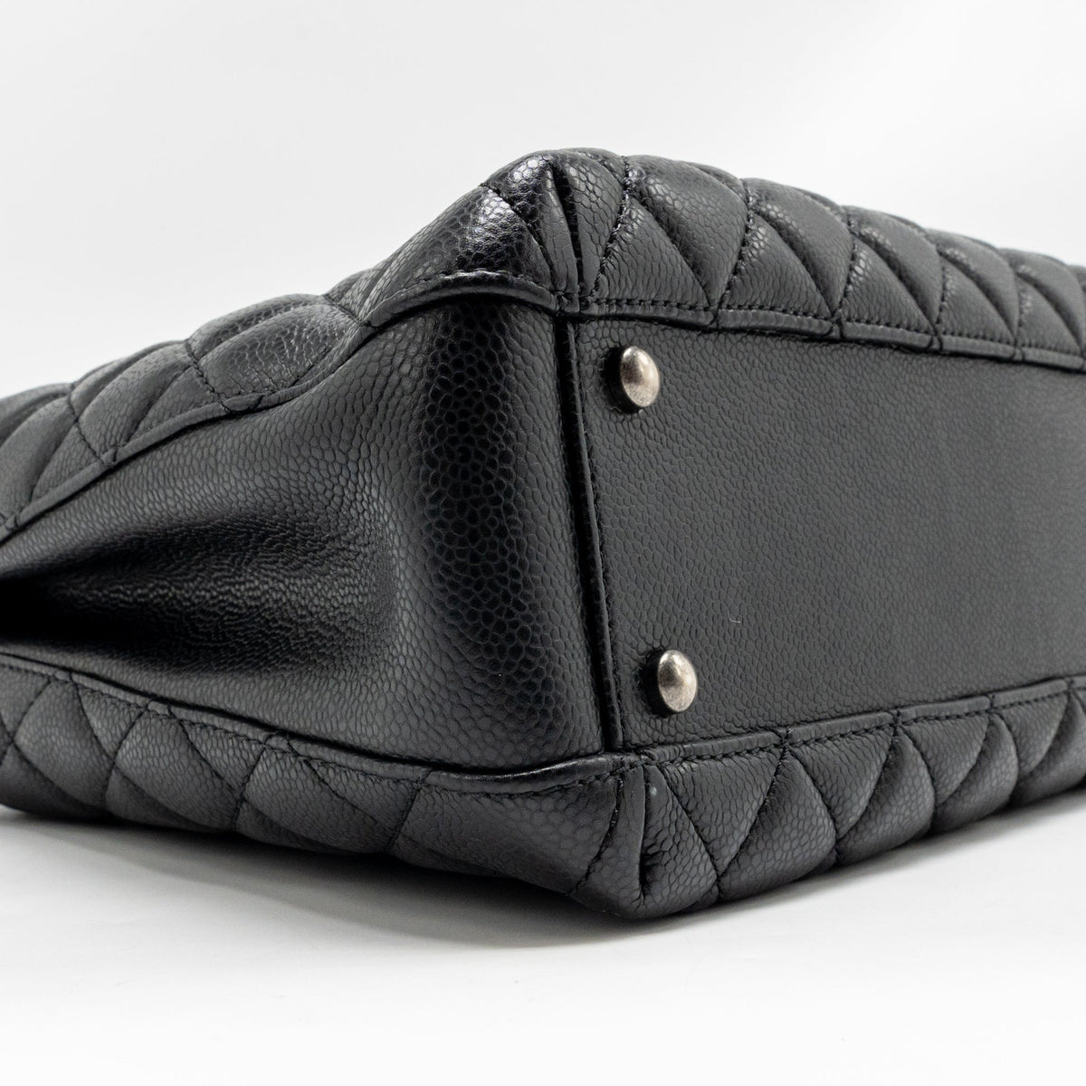 Chanel city shopping tote quilted caviar calfskin black ruthenium silver hardware