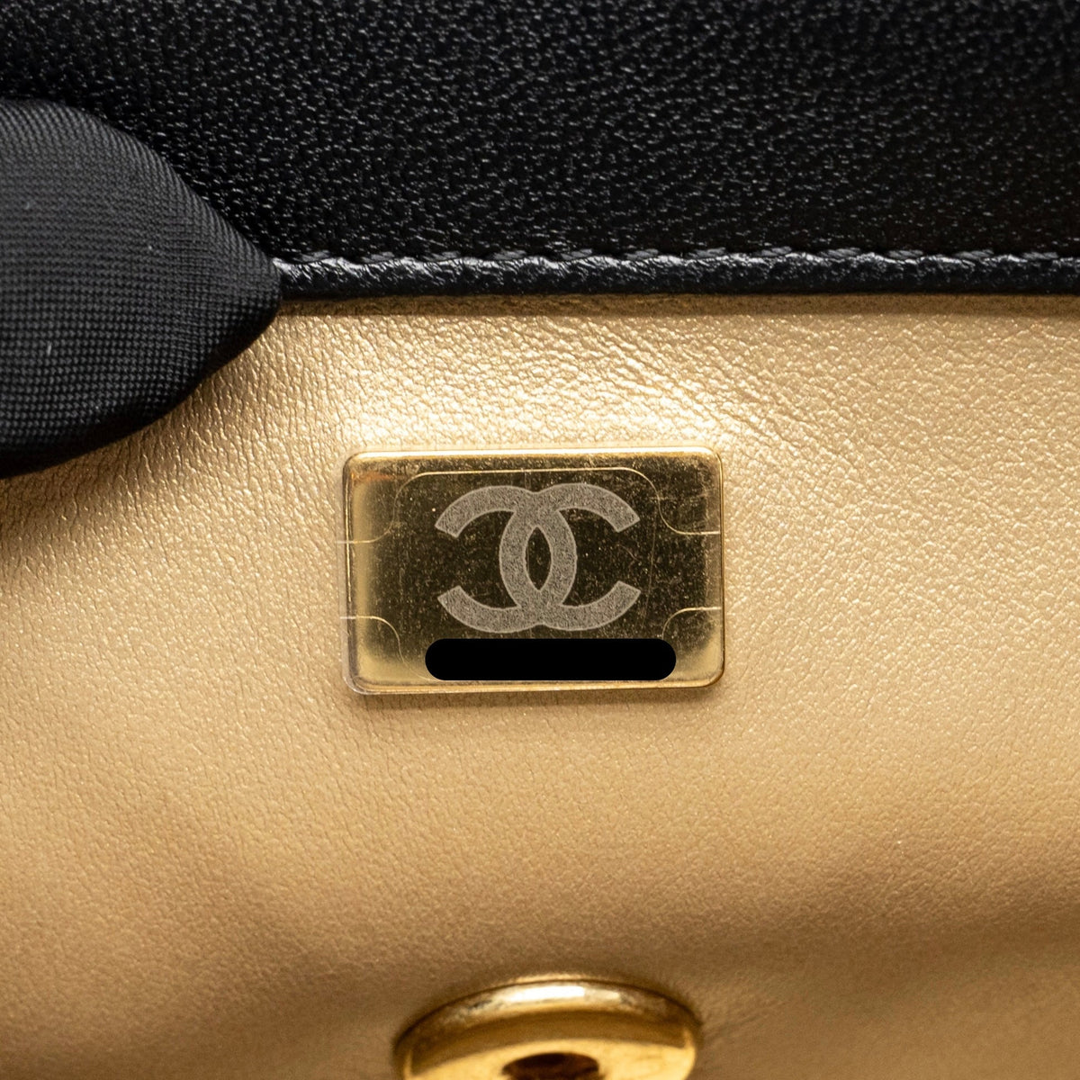 Chanel crystal logo handle chain flap bag lambskin GHW (microchip)