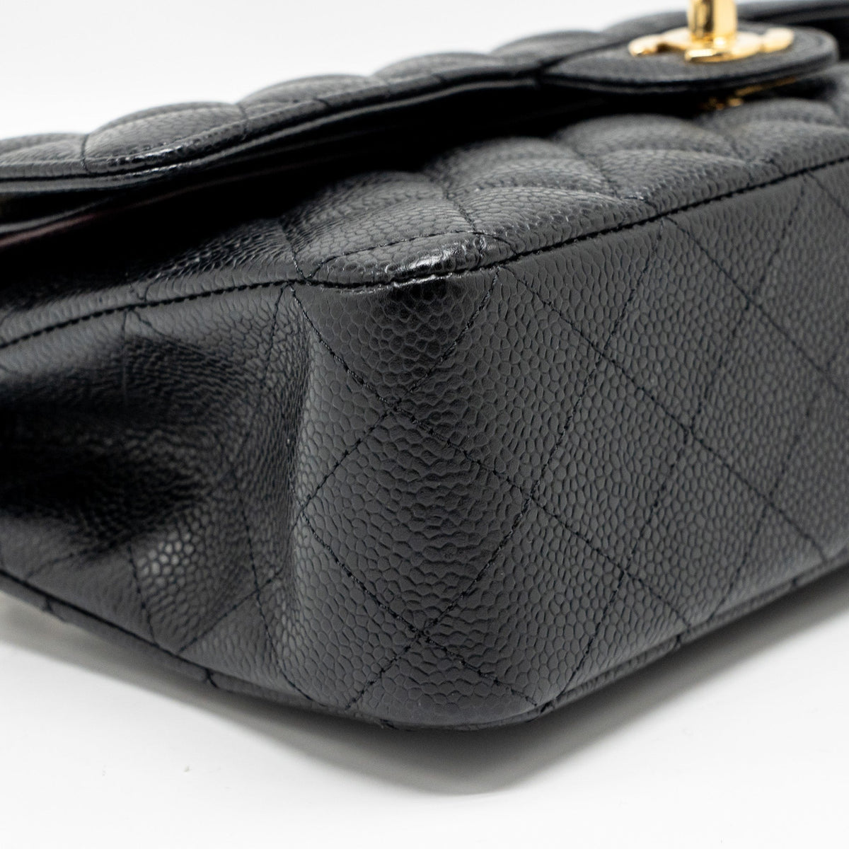 CHANEL MEDIUM CLASSIC DOUBLE  FLAP BAG CAVIAR  BLACK GHW