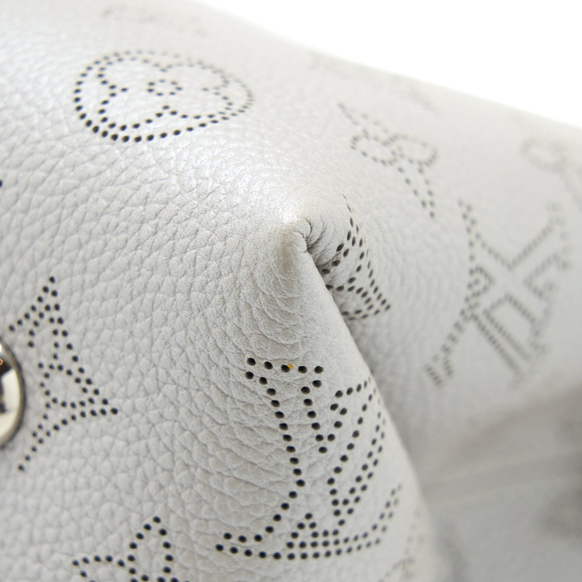 LOUIS VUITTON BELLA BUCKET BAG CALFSKIN SILVER SHW (NEW VERSION)