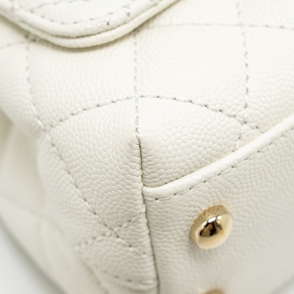 CHANEL MINI COCO HANDLE CAVIAR WHITE LGHW (MICROCHIP)