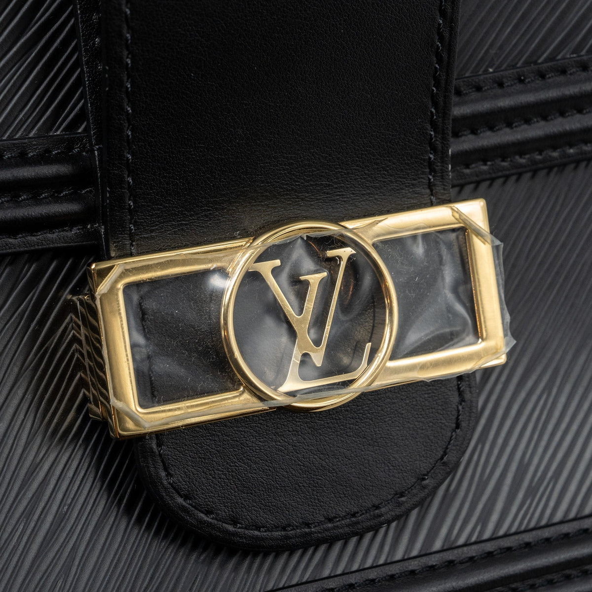 LOUIS VUITTON DAUPHINE MM EPI BLACK GHW (NEW VERSION)