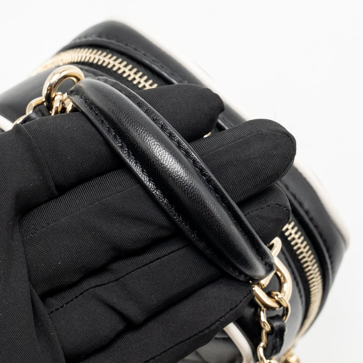 Chanel mini backpack/crossbody bag lambskin black/white LGHW (microchip)