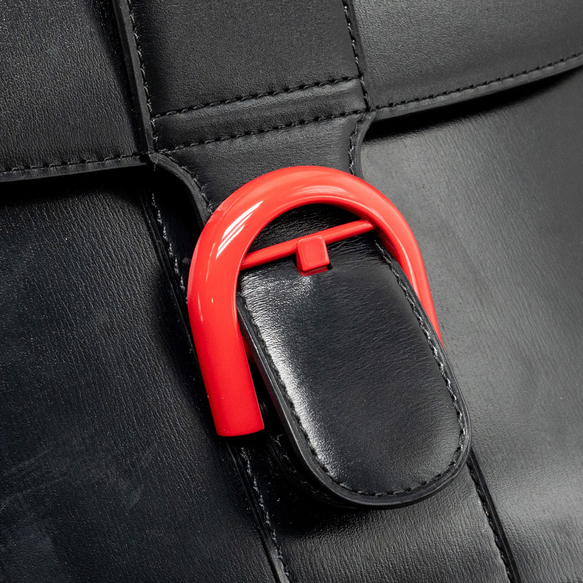 Delvaux brilliant MM box leather black with multicolour hardware