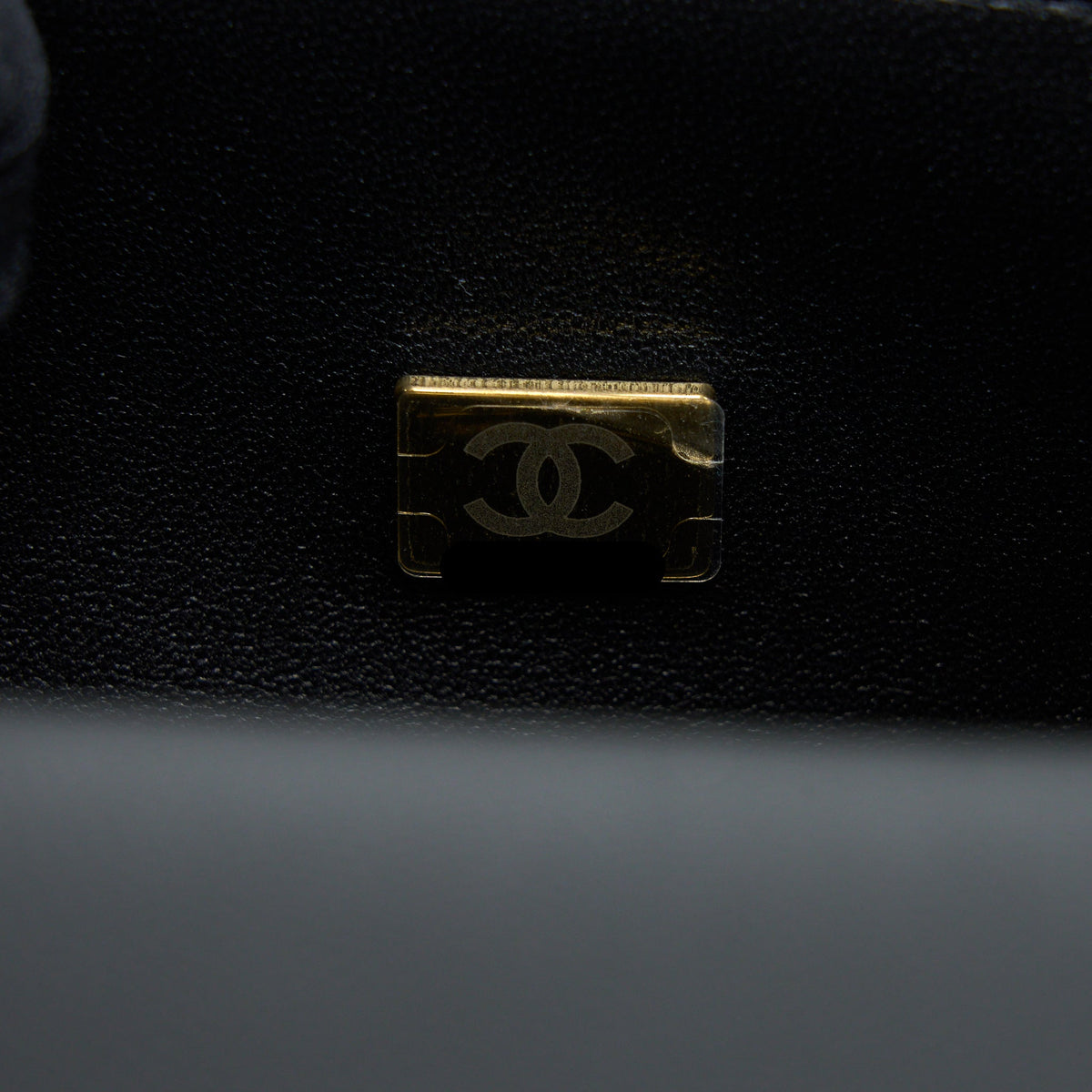 CHANEL SMALL BOY CAVIAR BLACK BRUSHED GHW (MICROCHIP)