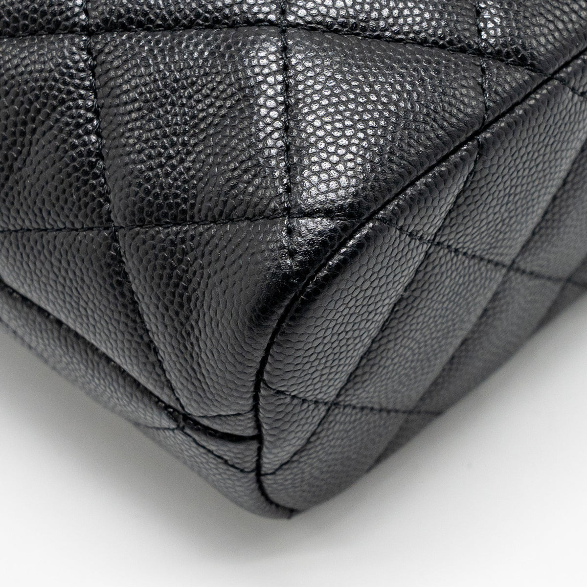 CHANEL 25C DETAIL LOGO QUILTED HOBO BAG CAVIAR BLACK GHW (MICROCHIP)