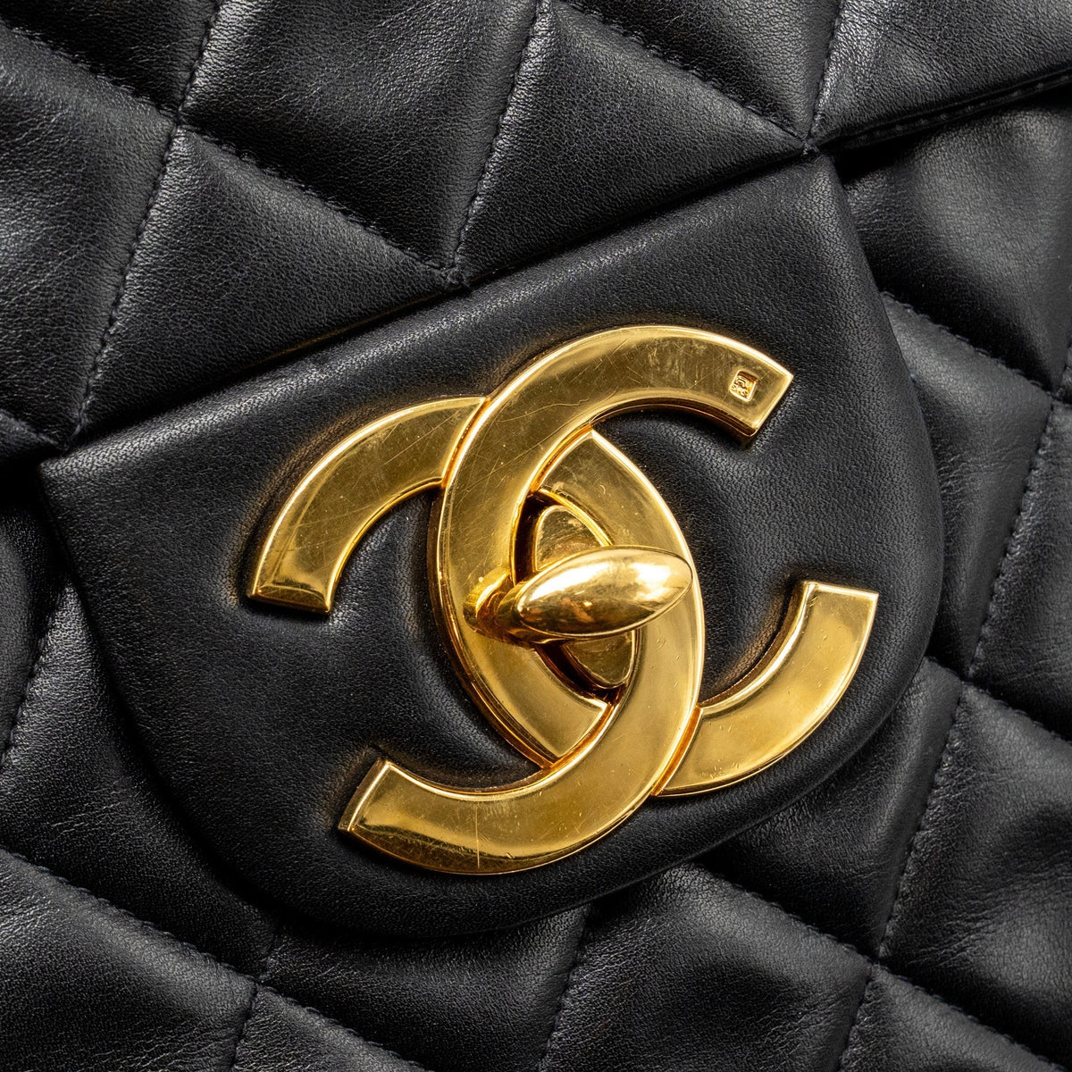 CHANEL VINTAGE CLASSIC FLAP JUMBO BAG CALFSKIN BLACK GHW