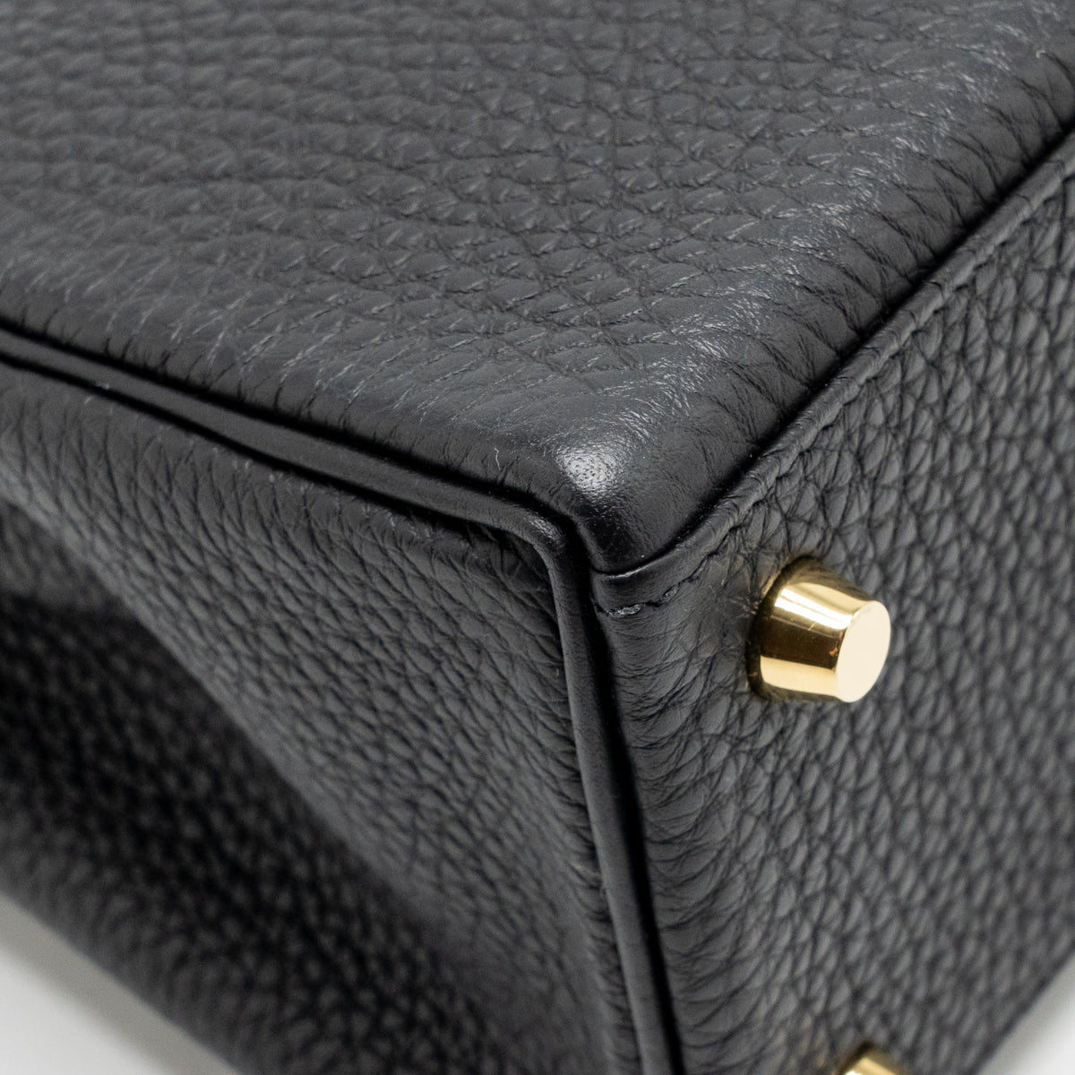 Hermes Kelly 25 Togo Black GHW