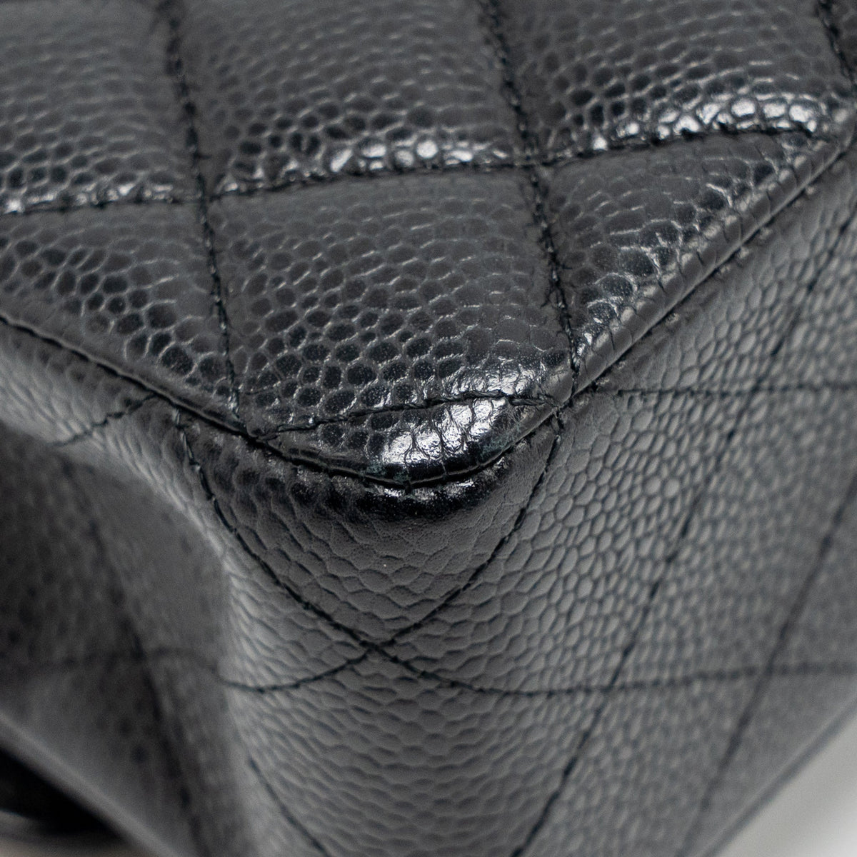 CHANEL MEDIUM CLASSIC DOUBLE FLAP BAG CAVIAR BLACK GHW