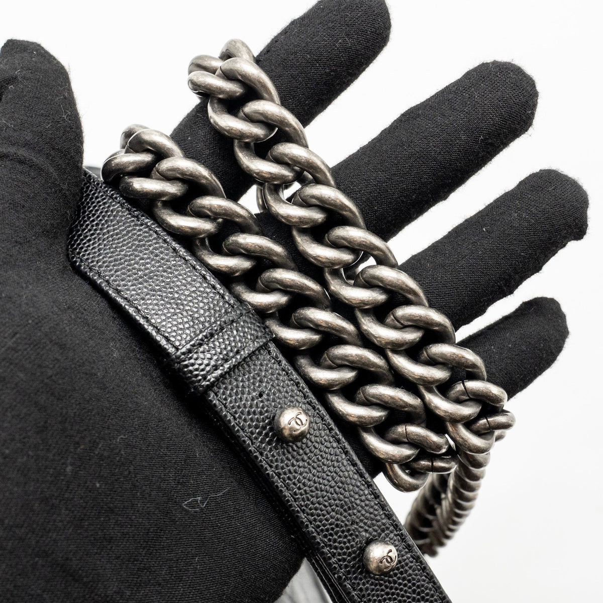 CHANEL MEDIUM BOY BAG CAVIAR BLACK SHW