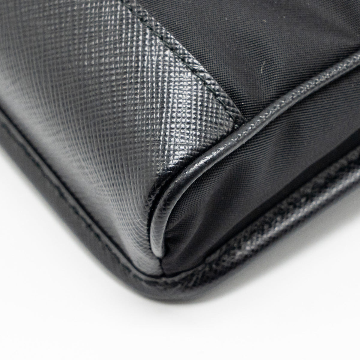 PRADA TRIMMED SAFFIANO PHONE CASE RE-NYLON BLACK SHW