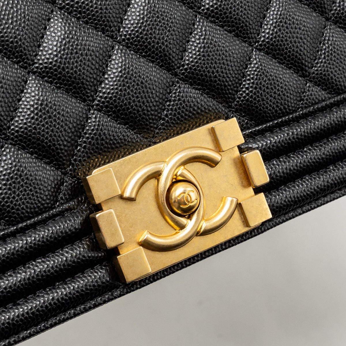 CHANEL MEDIUM CLASSIC BOY BAG CAVIAR BLACK GHW