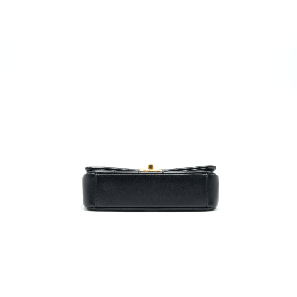 CHANEL SHINY LAMBSKIN FLAP BAG BLACK GHW