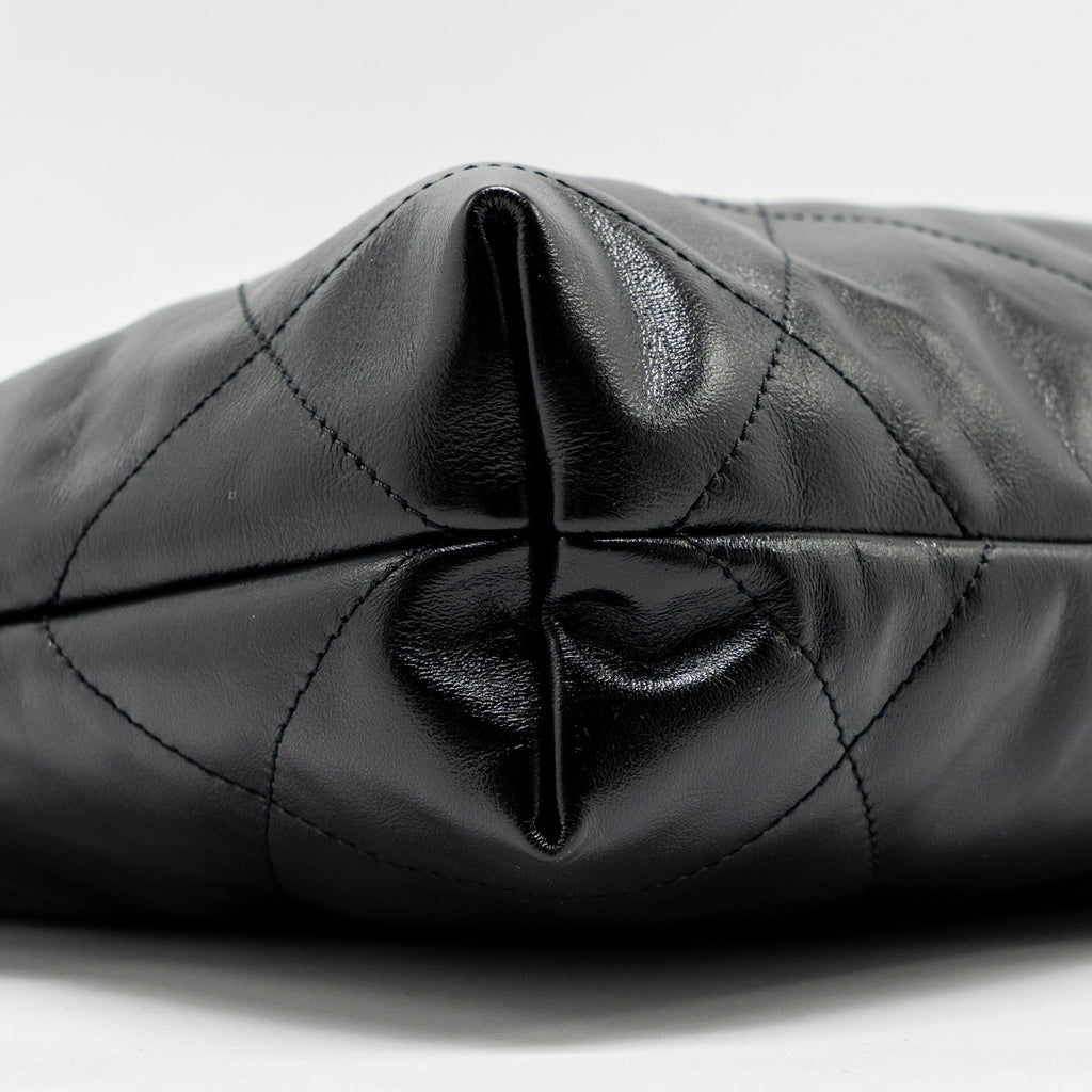 CHANEL SMALL 22 BAG SHINY CALFSKIN BLACK GHW(MICROCHIP)