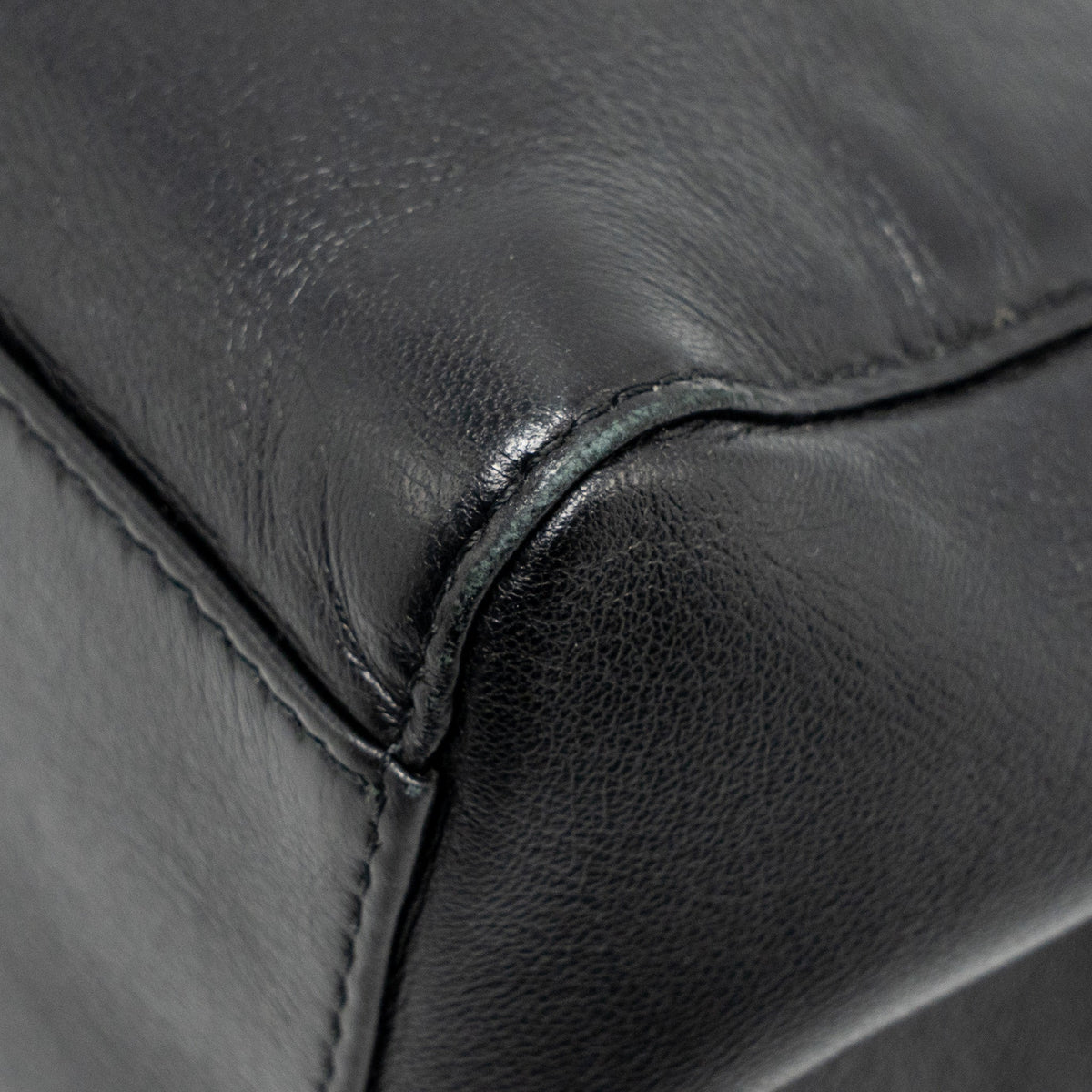 FENDI MINI PEEKABOO LAMBSKIN BLACK GHW