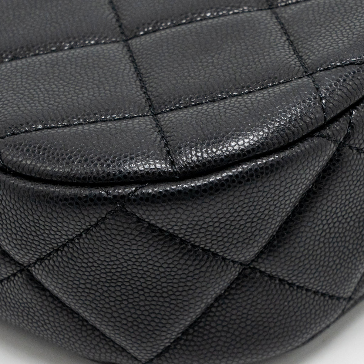 Chanel quilted hobo shoulder bag caviar black GHW (microchip)