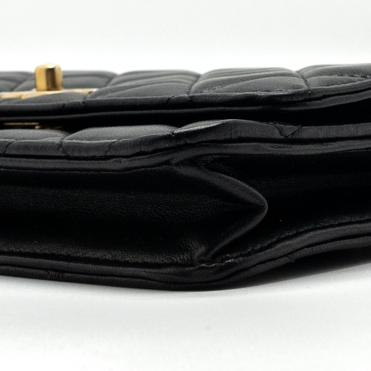 CHANEL PEARL CRUSH WALLET ON CHAIN LAMBSKIN BLACK GHW (MICROCHIP)